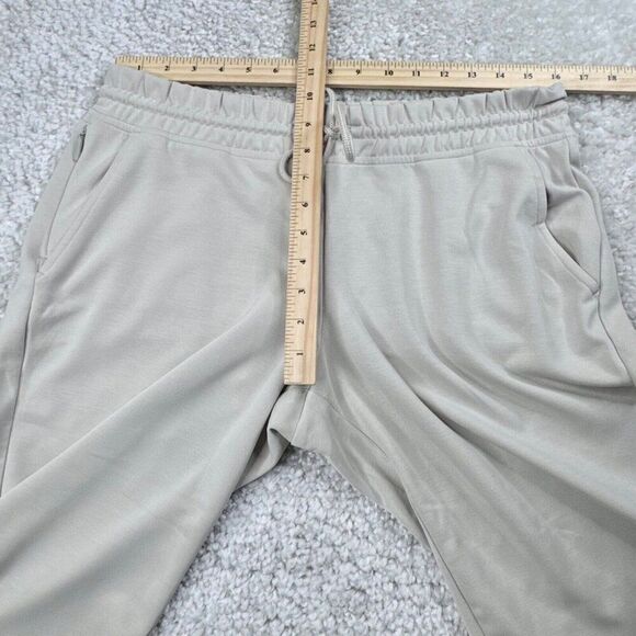 Athleta Seasoft Straight Crop Pant Abalone Grey Beige - Picture 7 of 9